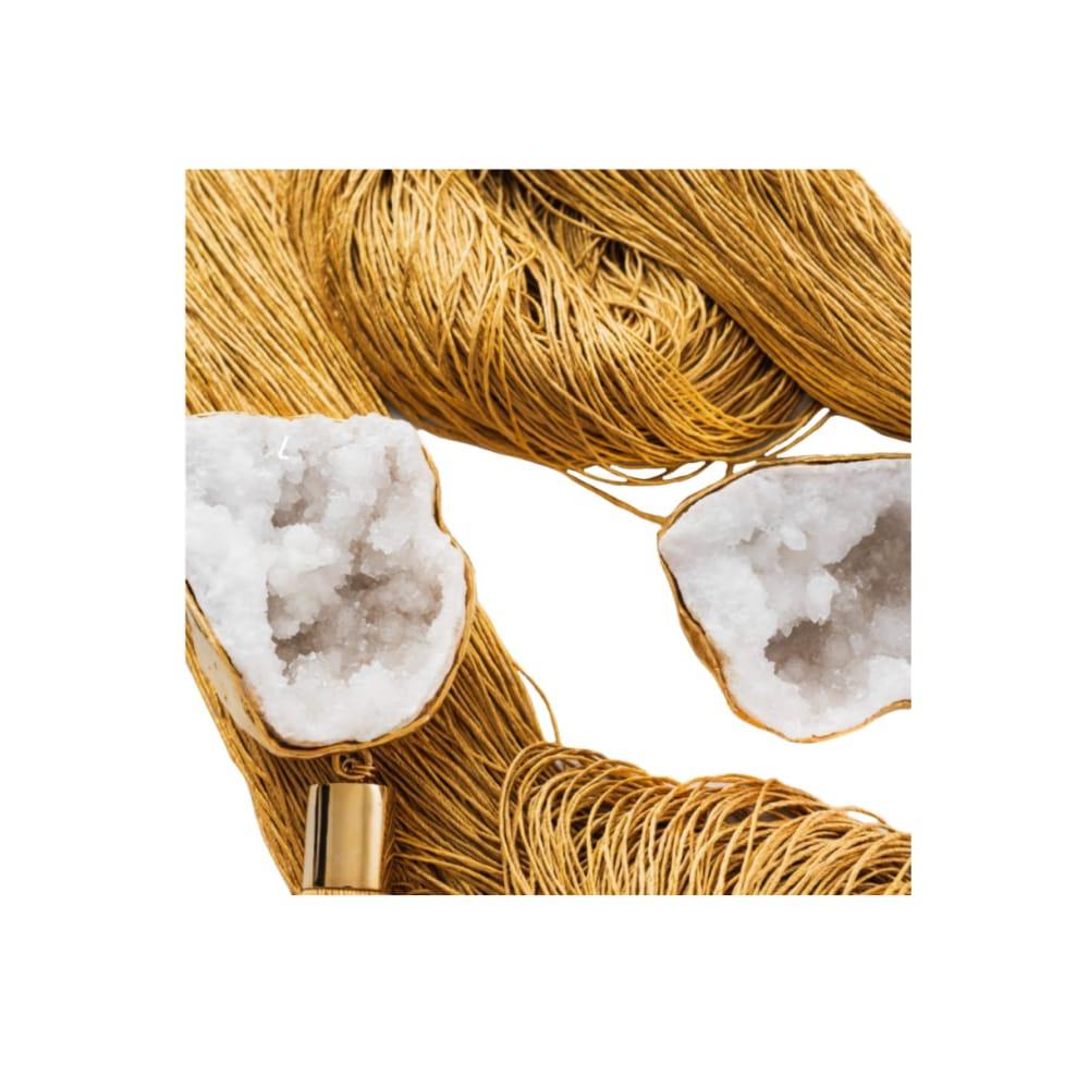 WHITE GEODE NECKLACE