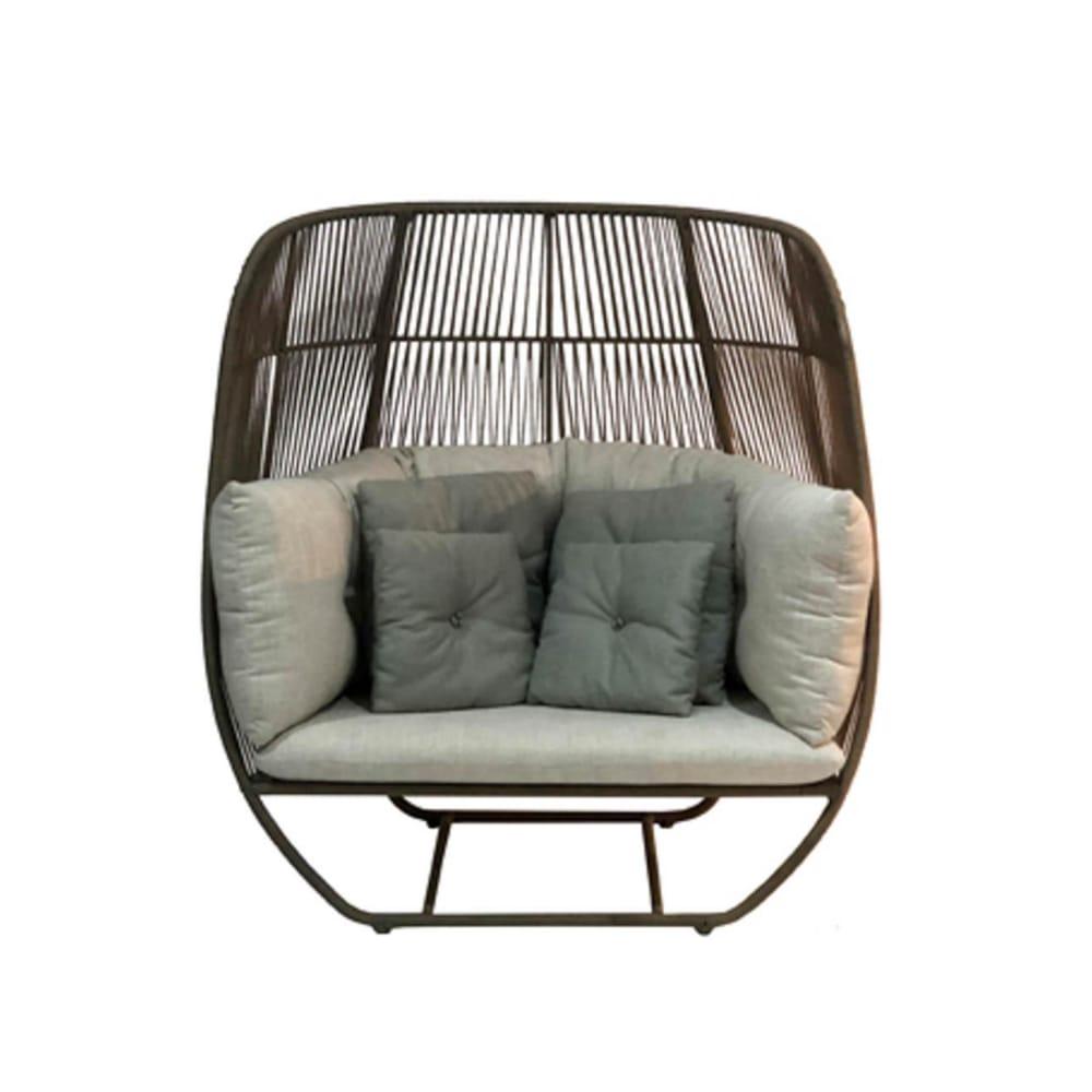 CASULO LOUNGE CHAIR