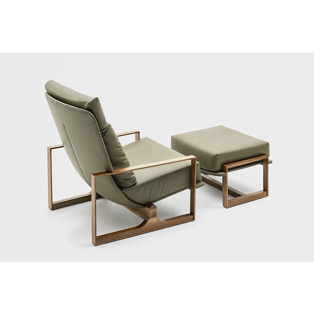 EIXO LOUNGE CHAIR