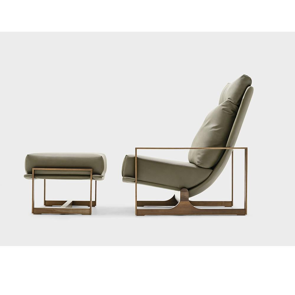 EIXO LOUNGE CHAIR